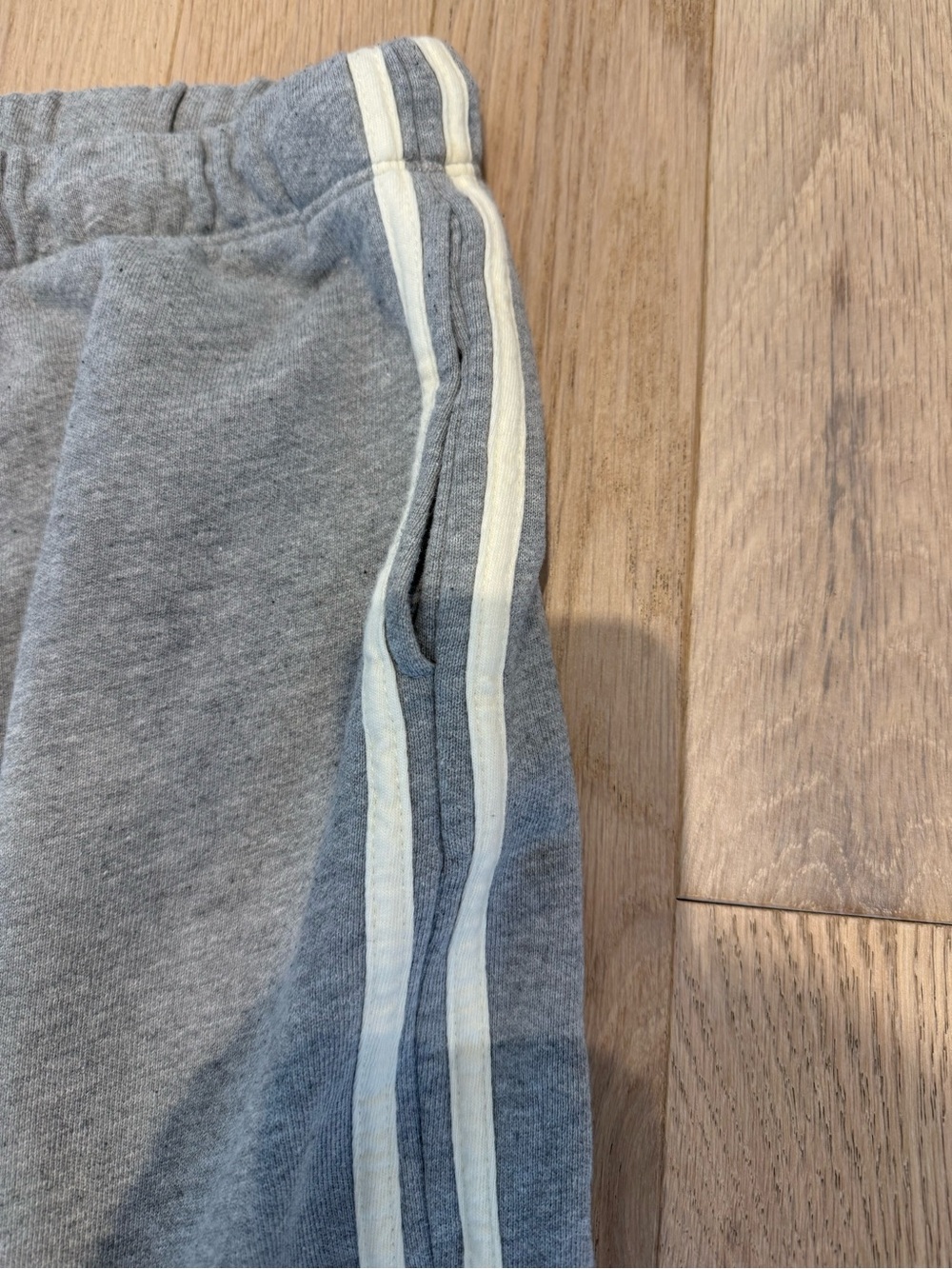 DONNI. Gray eco-Terry Sweatpants with Cream Side Stripe - Picture 3 of 4